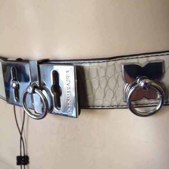 ⭐️BCBG WAIST TOGGLE BELT CROC SILVER CHAIN NUDE⭐️ - Picture 4 of 5